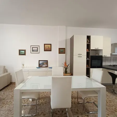 Aurora Apartment
