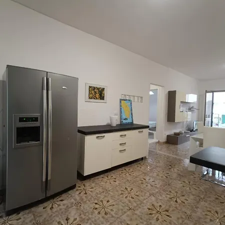 Aurora Apartment *